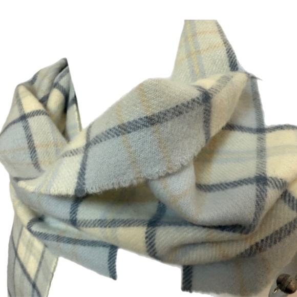 Johnstons of Elgin 100% Lambswool Plaid Scarf - 🏴󠁧󠁢󠁳󠁣󠁴󠁿 Made in Scotland - Picture 5 of 8